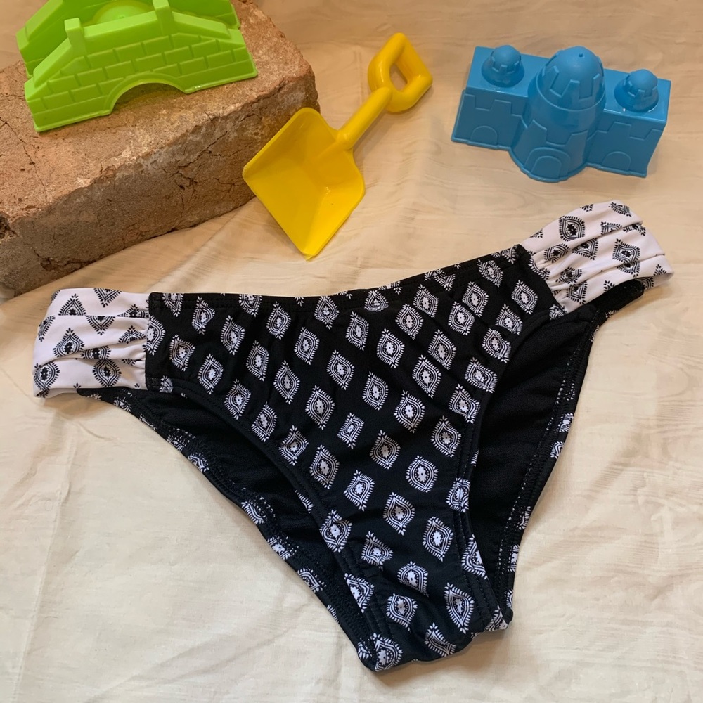 O’Rageous Boho Ruched Bottom Bikini Diamond Ikat Patterned